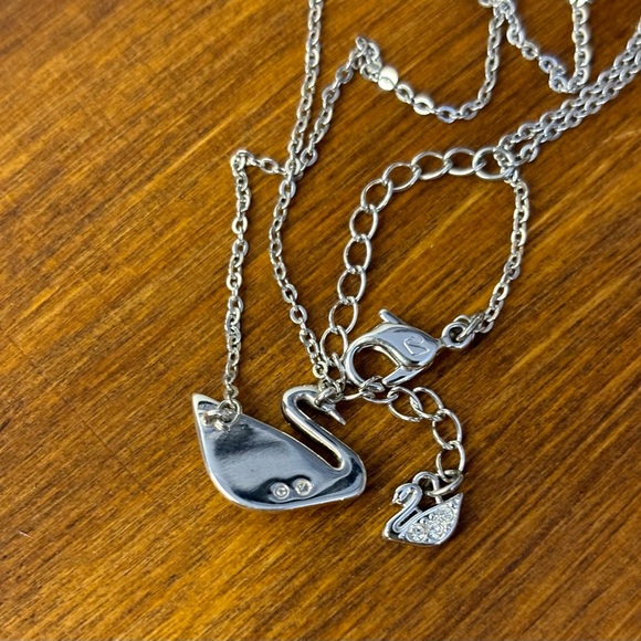Iconic Swarovski Swan Necklace - Picture 7 of 12